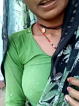 Snapshot of Shiya_janu chatting on 10-14-25, 10:49 Shiya janu online show from 10-14-25, 10:49