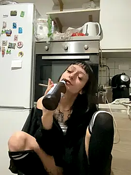 Snapshot of severingratty chatting on 11-14-25, 09:35 severingratty online show from 11-14-25, 09:35