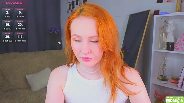 JoyceJones online show from 09-29-25, 07:19