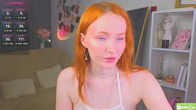 JoyceJones online show from 10-10-25, 07:24