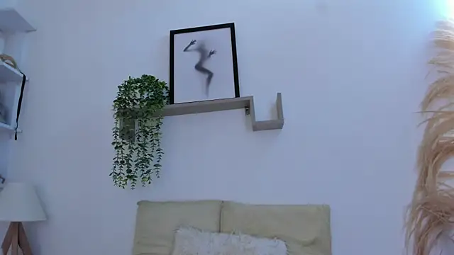 Samanta Monroe online show from 10-06-25, 06:27