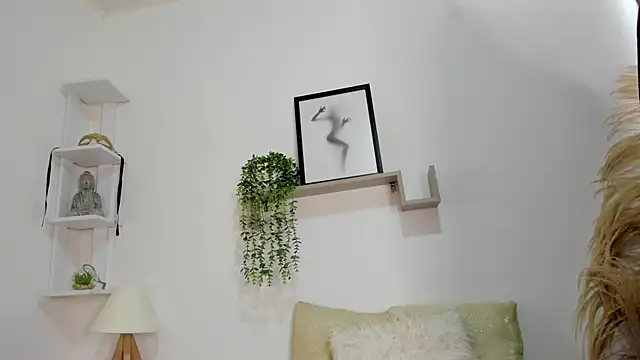 Samanta Monroe online show from 10-10-25, 05:45