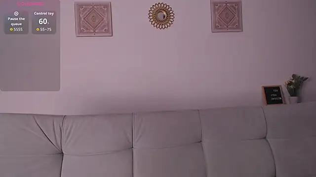 Samanta Monroe online show from 10-13-25, 05:02