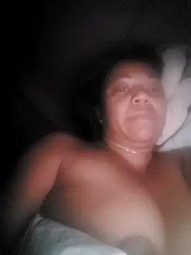 Snapshot of chiaralovelove chatting on 10-20-25, 02:45 chiaralovelove online show from 10-20-25, 02:45