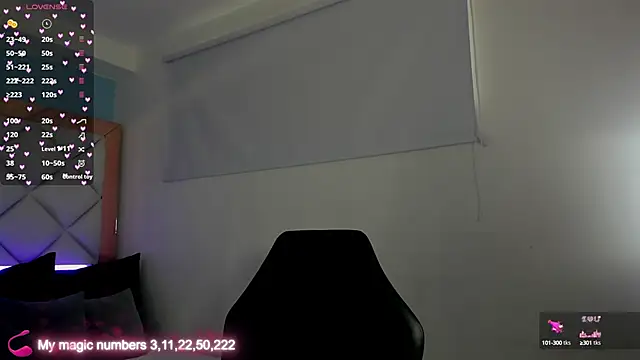 molly gomezz online show from 09-21-25, 07:59