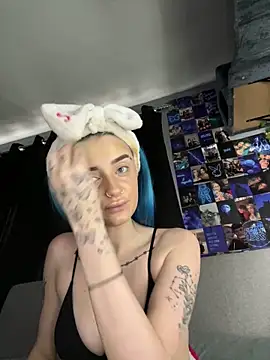 Bluetingx online show from 10-17-25, 11:24