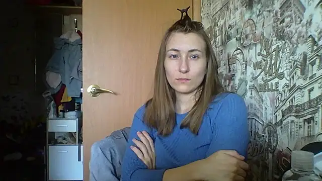 Flirty Feline online show from 10-06-25, 11:57