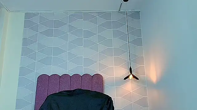 Aly Loving online show from 11-10-25, 08:08