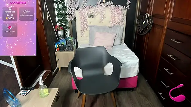 BrittanyBrooks  online show from 09-11-25, 01:55