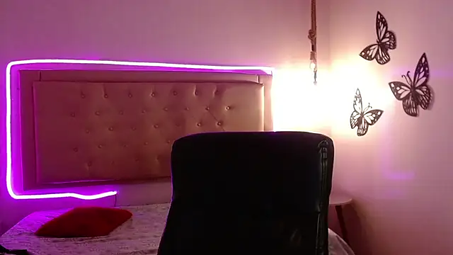 tulunaroja online show from 10-20-25, 08:31