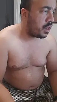 Snapshot of Urso_Nerd chatting on 10-27-25, 03:27 Urso Nerd online show from 10-27-25, 03:27