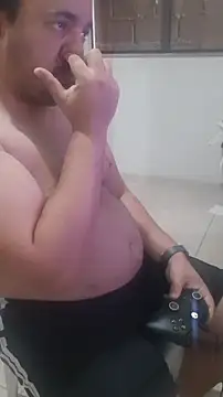 Snapshot of Urso_Nerd chatting on 11-18-25, 04:00 Urso Nerd online show from 11-18-25, 04:00