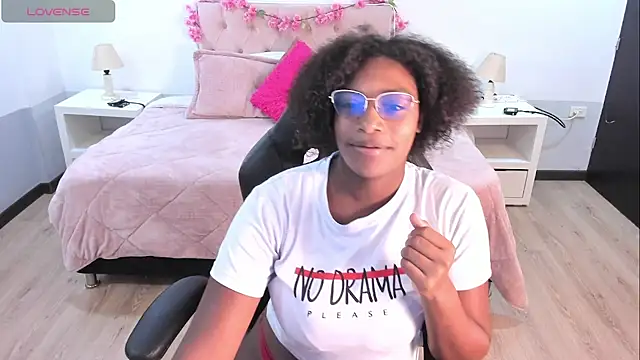 ebony fantasy2 online show from 09-15-25, 12:05