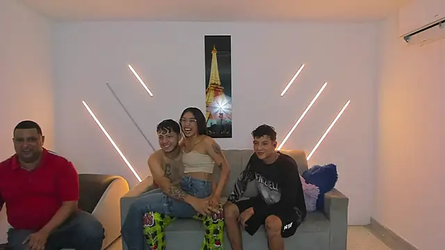 brutal sex room2k online show from 12-13-25, 09:09