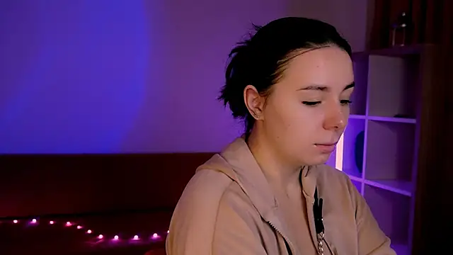 Di na Bell online show from 10-07-25, 05:37