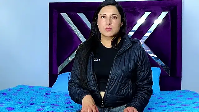 cuteeimy online show from 10-30-25, 05:02