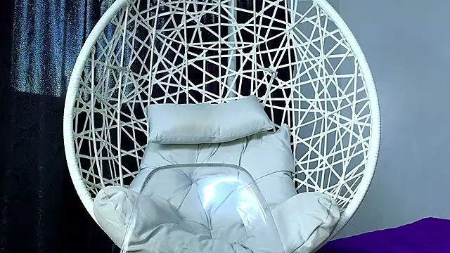 cuteeimy online show from 11-08-25, 07:01