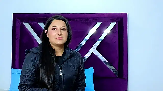 cuteeimy online show from 11-26-25, 06:31