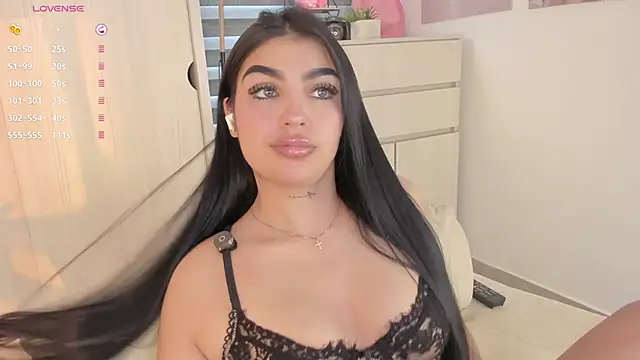 EmmyKenner online show from 10-21-25, 11:22