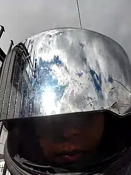 Snapshot of You-sexy-starr chatting on 10-21-25, 08:42 You-sexy-starr online show from 10-21-25, 08:42