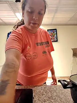 Snapshot of You-sexy-starr chatting on 10-25-25, 03:51 You-sexy-starr online show from 10-25-25, 03:51