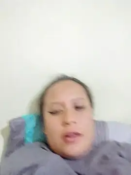 Snapshot of You-sexy-starr chatting on 11-13-25, 02:10 You-sexy-starr online show from 11-13-25, 02:10