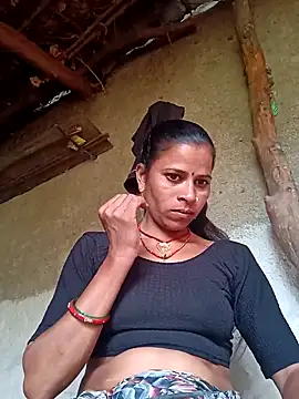 Snapshot of Suhani_sharma1 chatting on 09-27-25, 04:50 Suhani sharma1 online show from 09-27-25, 04:50