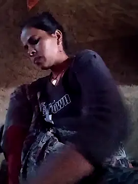 Snapshot of Suhani_sharma1 chatting on 10-14-25, 01:50 Suhani sharma1 online show from 10-14-25, 01:50