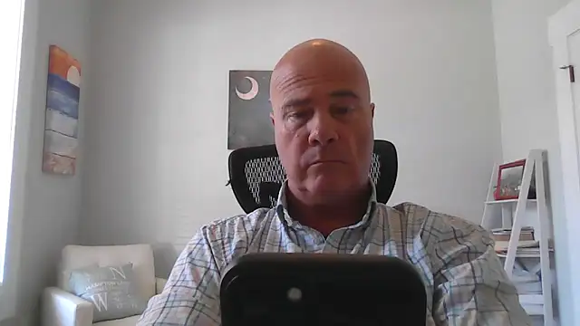 cyclone1212 online show from 03-09-26, 04:44