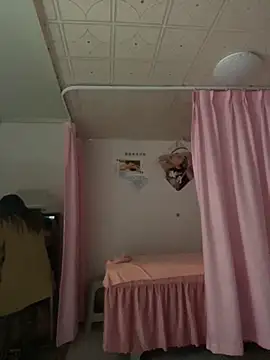 Snapshot of xlj4523 chatting on 10-30-25, 07:32 xlj4523 online show from 10-30-25, 07:32