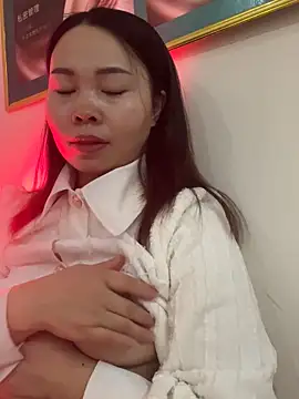 xlj4523 online show from 12-14-25, 02:44