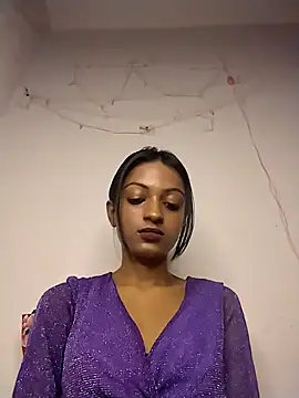 Your-Kitkat online show from 12-13-25, 08:47