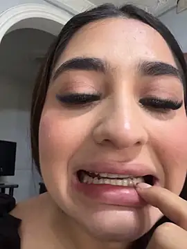 JasmineRhodes online show from 11-25-25, 01:00