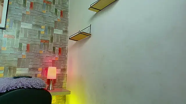 Snapshot of nicoo_2036 chatting on 09-10-25, 01:00 nicoo 2036 online show from 09-10-25, 01:00