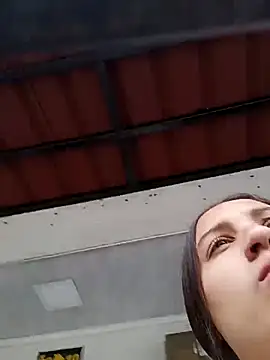 Arii collins1 online show from 10-21-25, 05:46