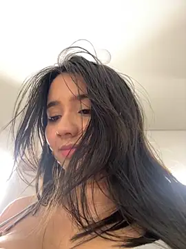 Michelle Zoe online show from 10-16-25, 06:36