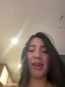 Michelle Zoe online show from 10-17-25, 05:21