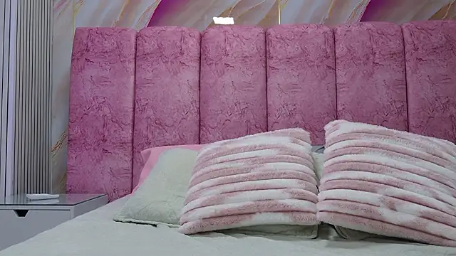 emmacurvy online show from 03-20-26, 03:11