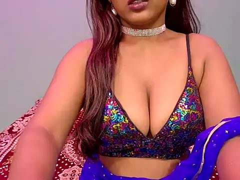 Snapshot of nylaahh-12 chatting on 10-16-25, 06:20 nylaahh-12 online show from 10-16-25, 06:20