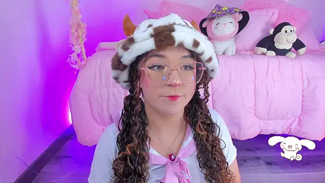 hannacutegod online show from 11-10-25, 04:33