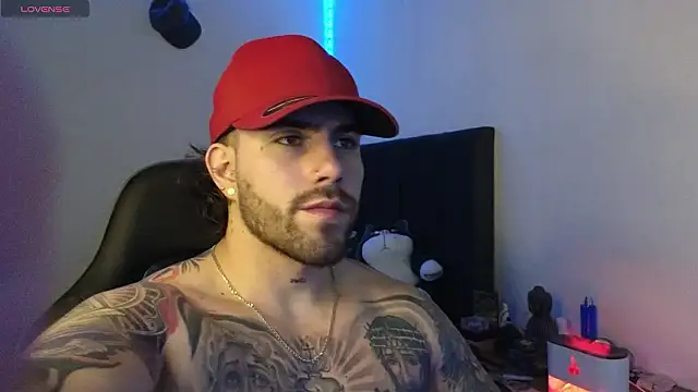 Snapshot of Ades_Lowe chatting on 03-04-26, 05:46 Ades Lowe online show from 03-04-26, 05:46