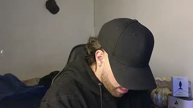 Snapshot of Ades_Lowe chatting on 04-06-26, 08:15 Ades Lowe online show from 04-06-26, 08:15