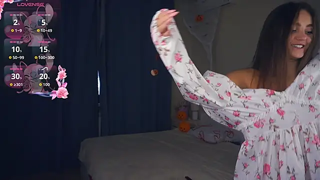 Snapshot of LoraDavi chatting on 11-07-25, 07:08 LoraDavi online show from 11-07-25, 07:08