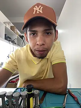 Snapshot of Oqui chatting on 03-19-26, 07:29 Oqui online show from 03-19-26, 07:29