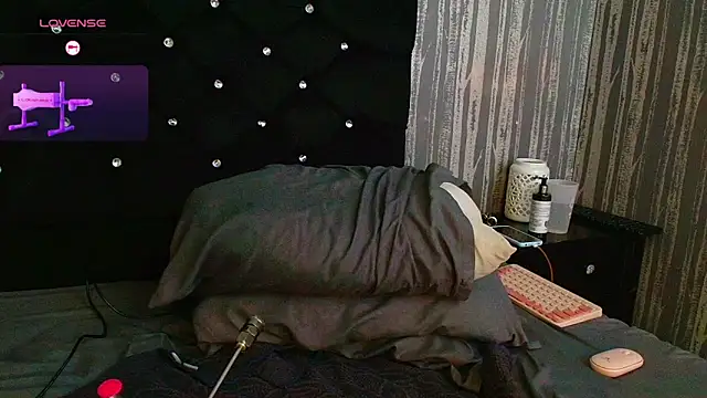 Alicee Moonn online show from 04-16-26, 09:39