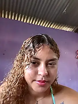 Canelitachiquita online show from 11-19-25, 01:11