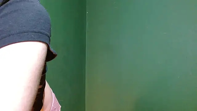 Roxiehood online show from 09-12-25, 02:44