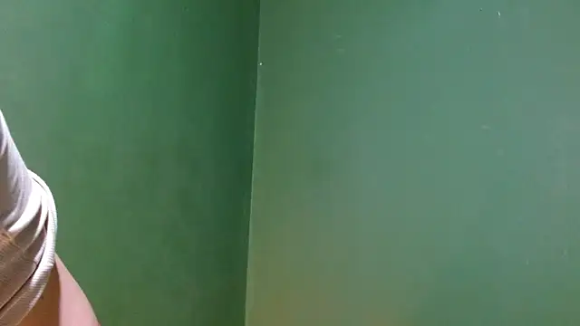 Roxiehood online show from 09-19-25, 02:35