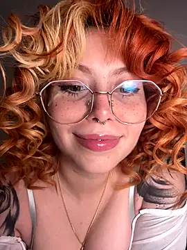 YunoRose  online show from 10-20-25, 03:51