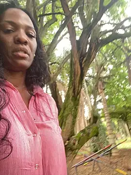 Snapshot of Bustykeyla chatting on 03-08-25, 09:29 Bustykeyla online show from 03-08-25, 09:29